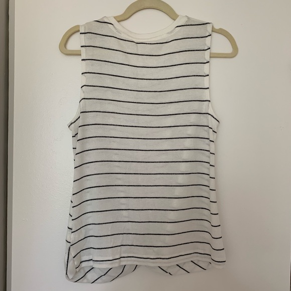 Target Striped Twist Front Tee - Picture 3 of 6